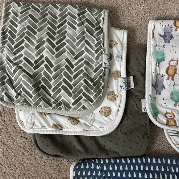 Copper Pearl Burp Cloths | Set of 7 - Picture 2 of 8